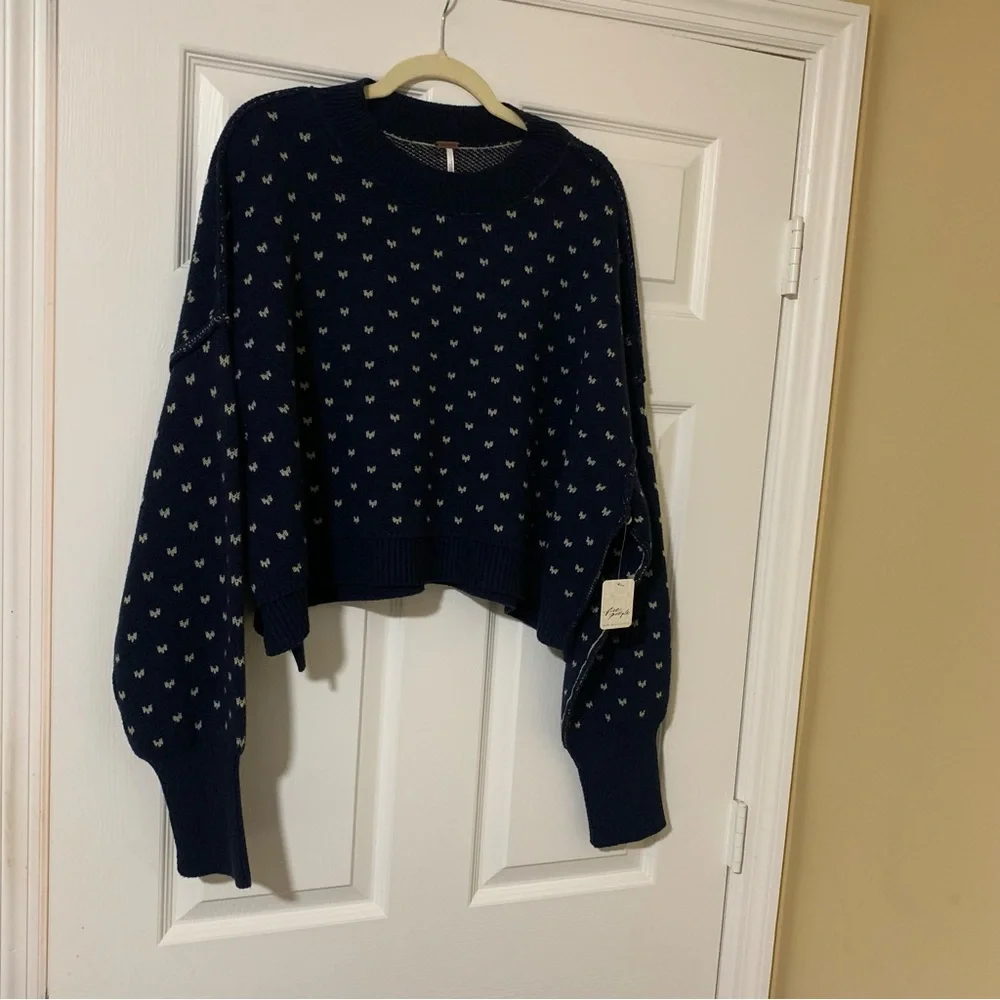 NWT Free People Easy Street Patterned Crop Pullover‎ Blue and White Sweater